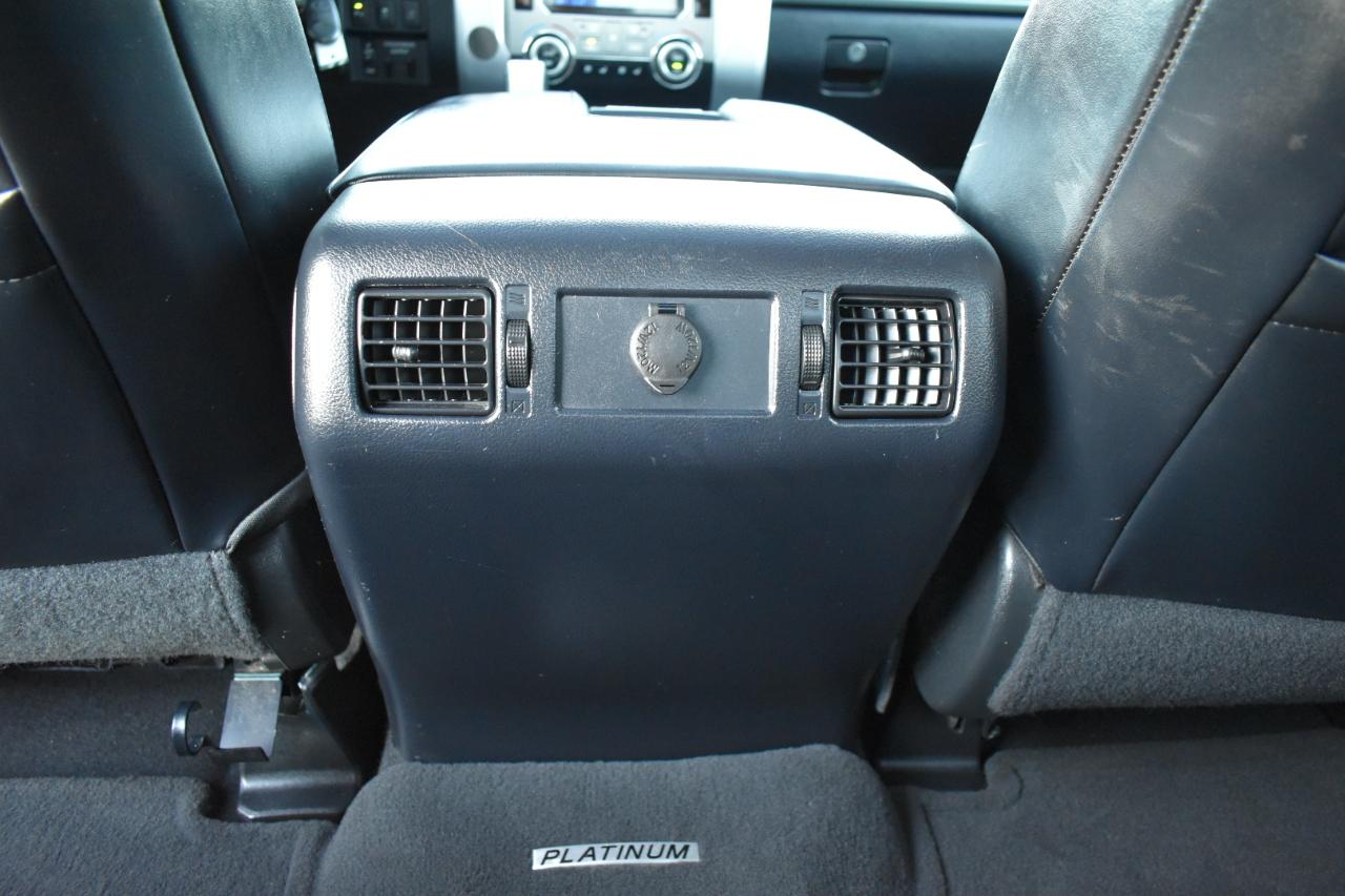 Toyota Tundra Platinum CrewMax 5.7L FFV 2WD 2016