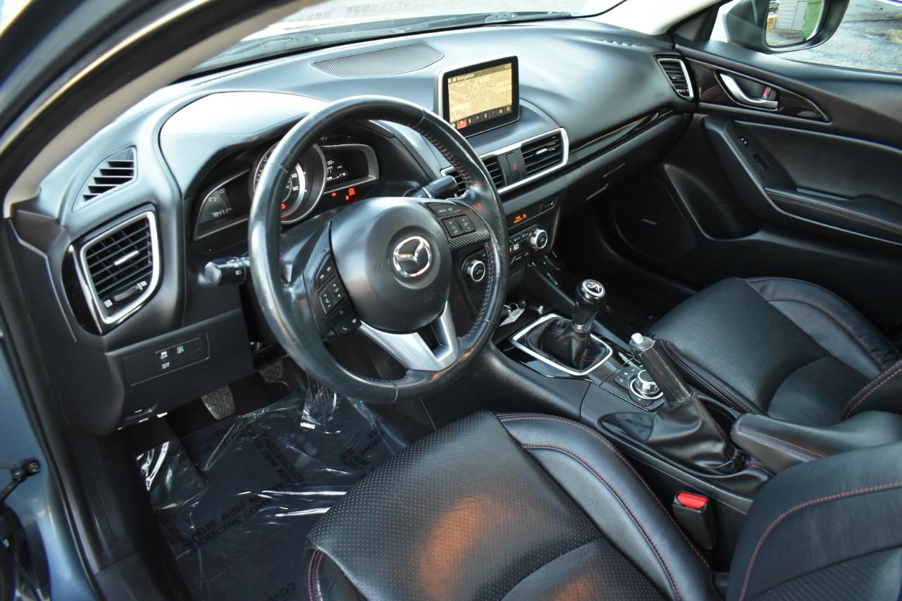 Mazda MAZDA3 I Grand Touring AT 4-Door 2015