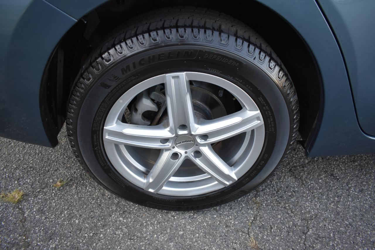 Mazda MAZDA3 I Grand Touring AT 4-Door 2015