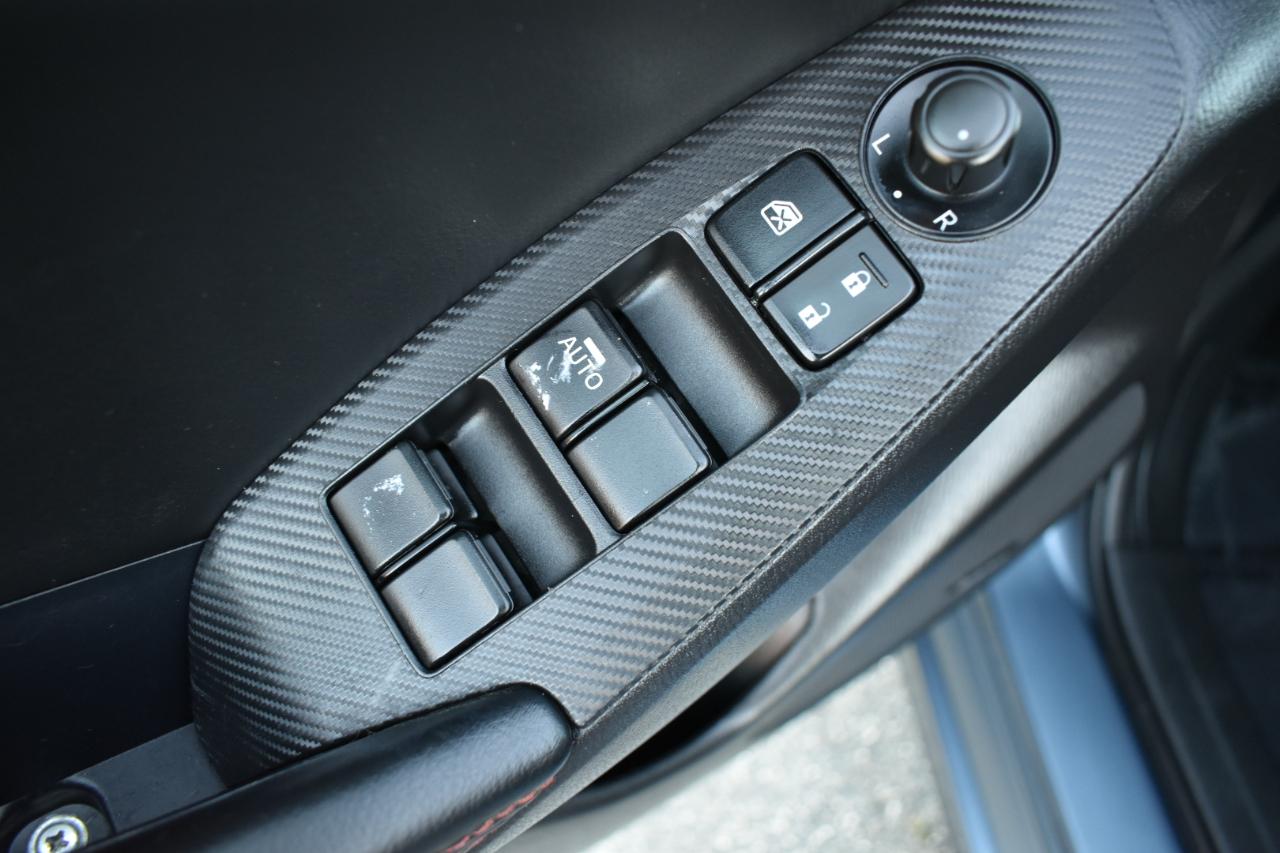 Mazda MAZDA3 I Grand Touring AT 4-Door 2015