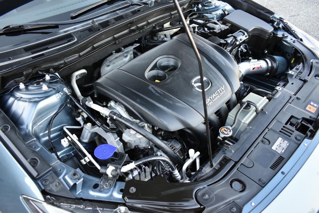 Mazda MAZDA3 I Grand Touring AT 4-Door 2015