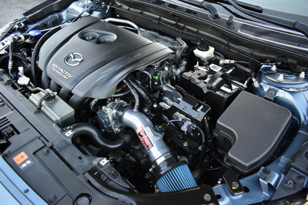 Mazda MAZDA3 I Grand Touring AT 4-Door 2015