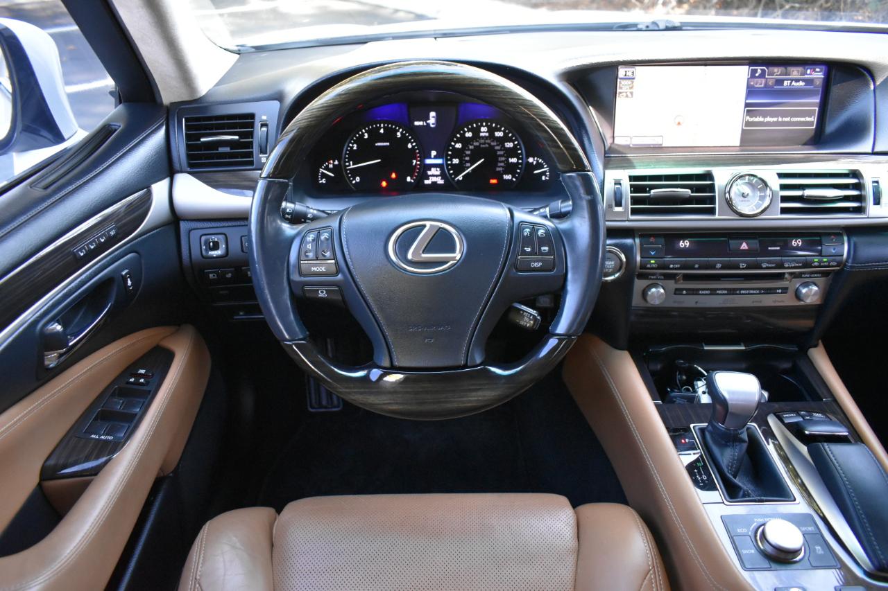 Lexus LS 460 Luxury Sedan 2014