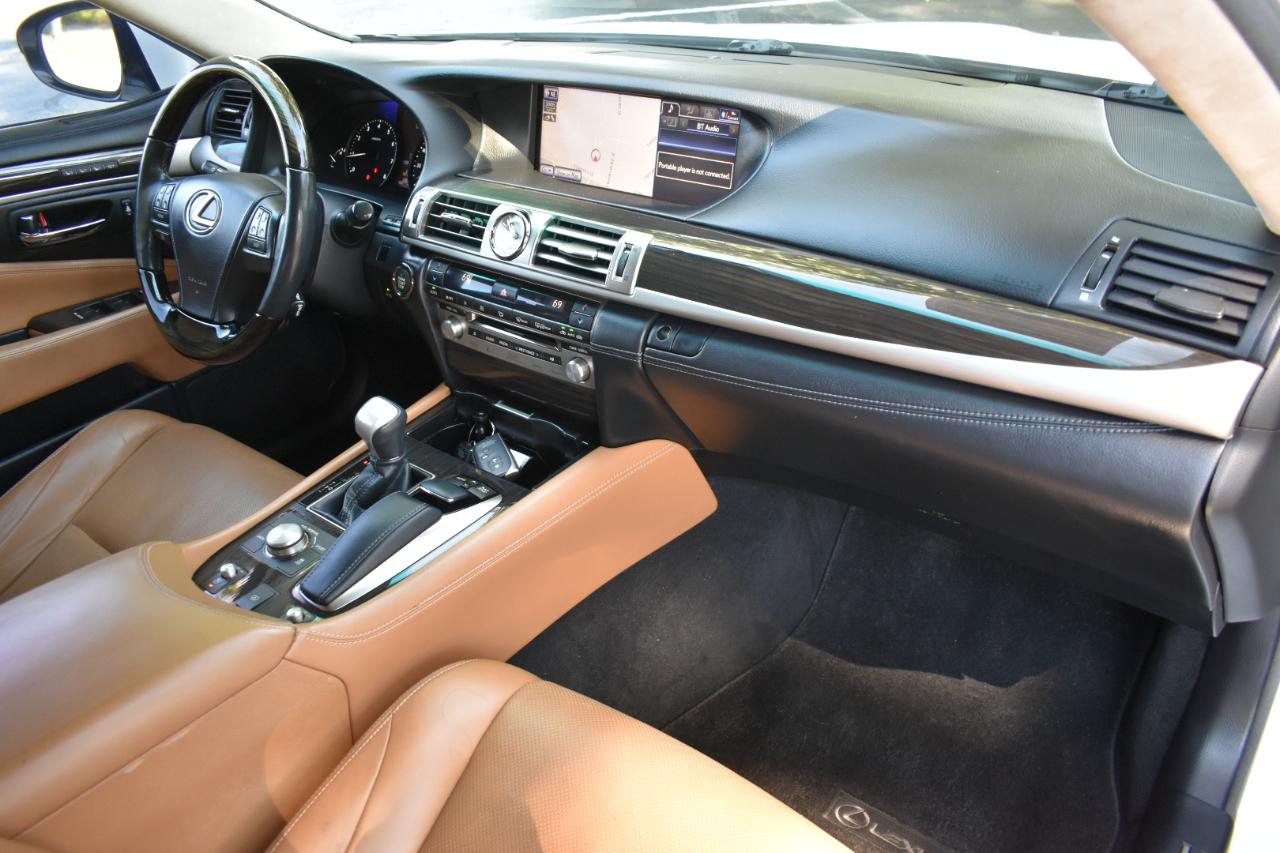 Lexus LS 460 Luxury Sedan 2014