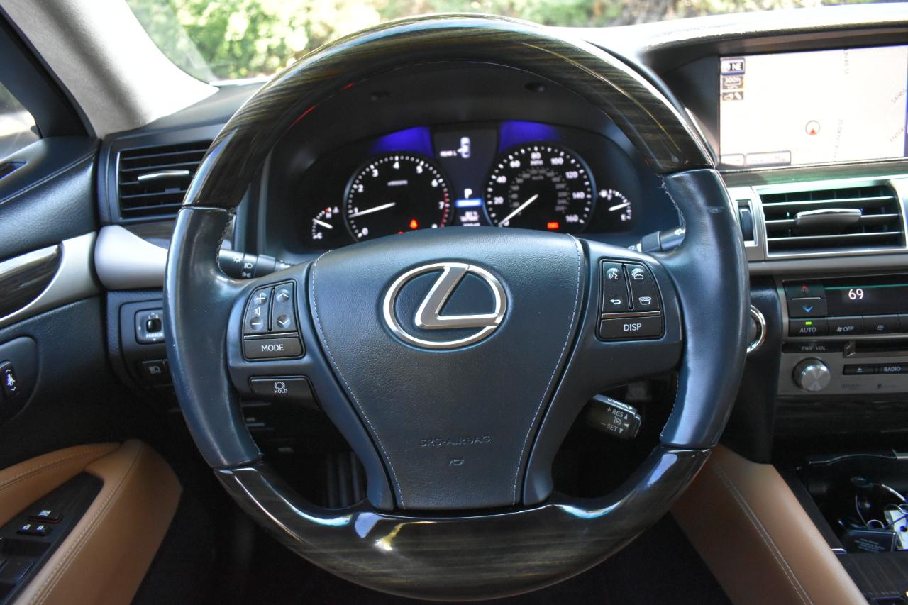 Lexus LS 460 Luxury Sedan 2014