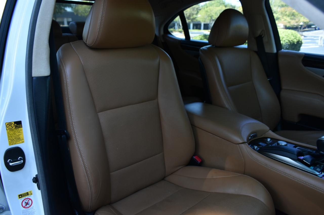 Lexus LS 460 Luxury Sedan 2014
