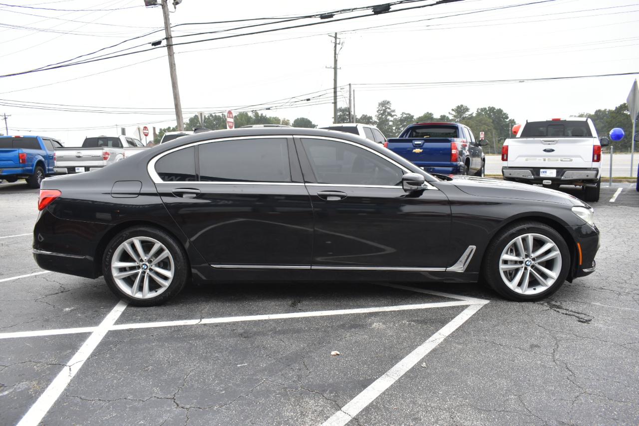 BMW 7-Series 750i xDrive 2016