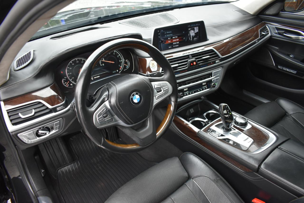 BMW 7-Series 750i xDrive 2016