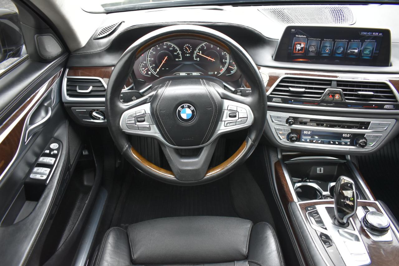 BMW 7-Series 750i xDrive 2016
