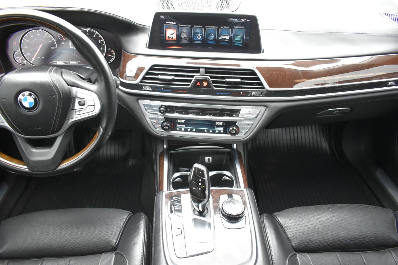 BMW 7-Series 750i xDrive 2016