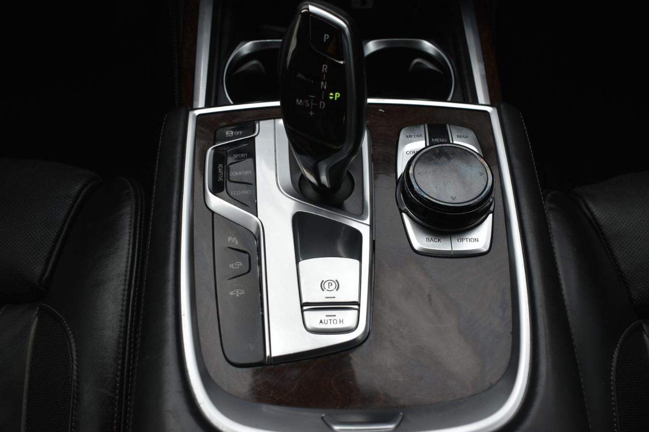 BMW 7-Series 750i xDrive 2016