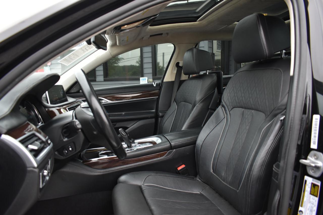 BMW 7-Series 750i xDrive 2016
