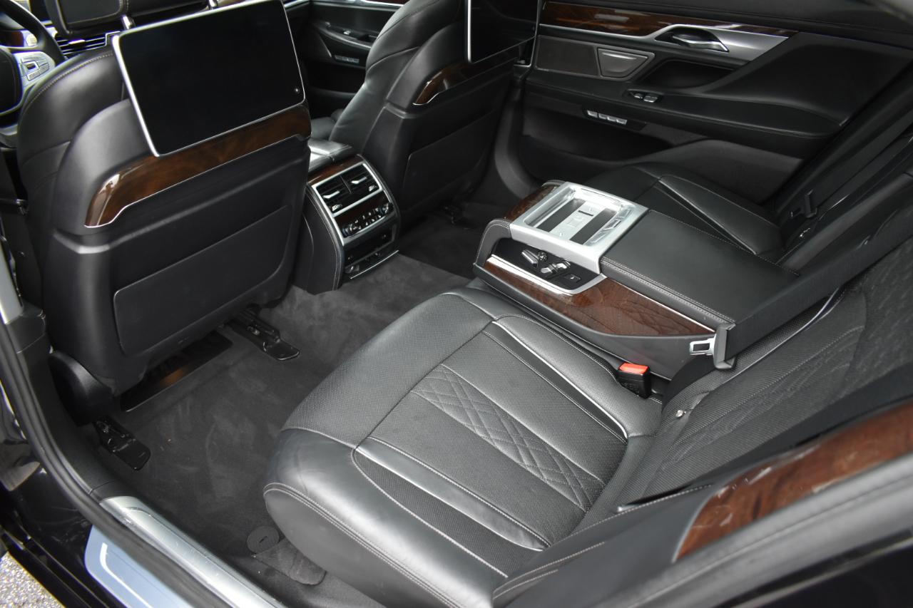 BMW 7-Series 750i xDrive 2016