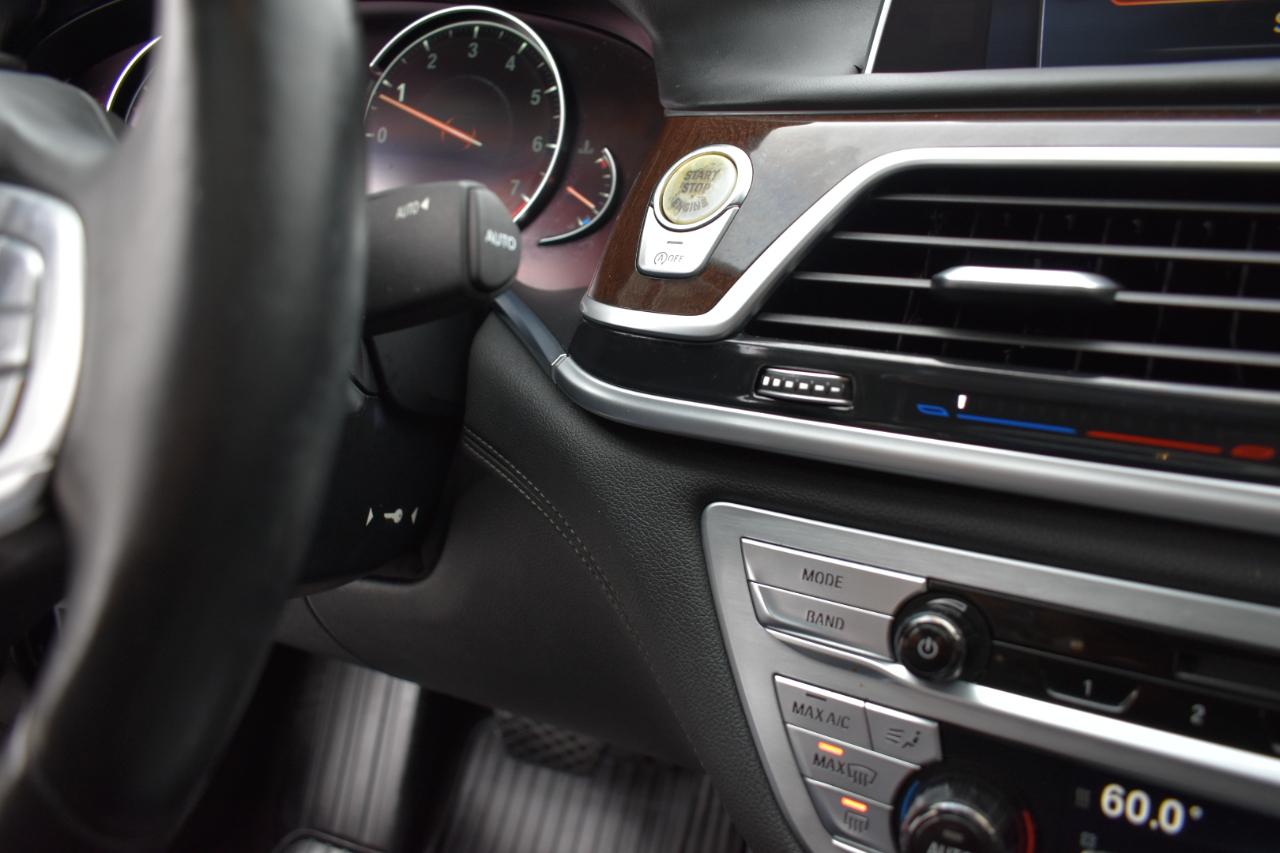 BMW 7-Series 750i xDrive 2016