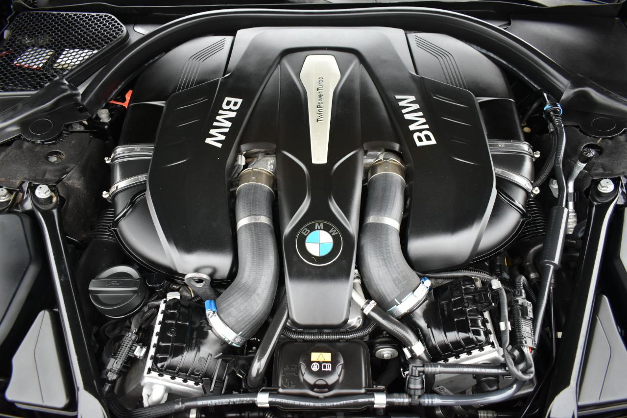 BMW 7-Series 750i xDrive 2016