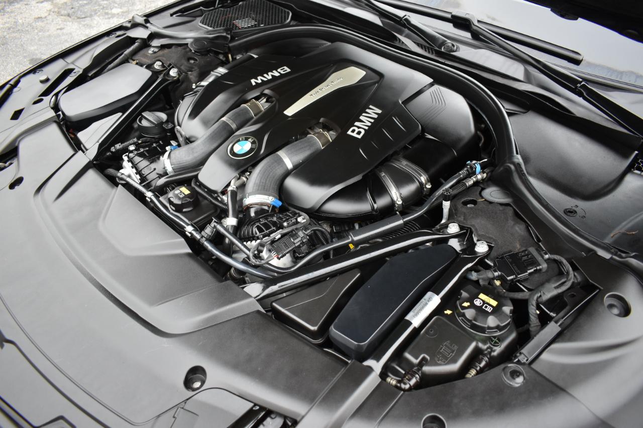BMW 7-Series 750i xDrive 2016