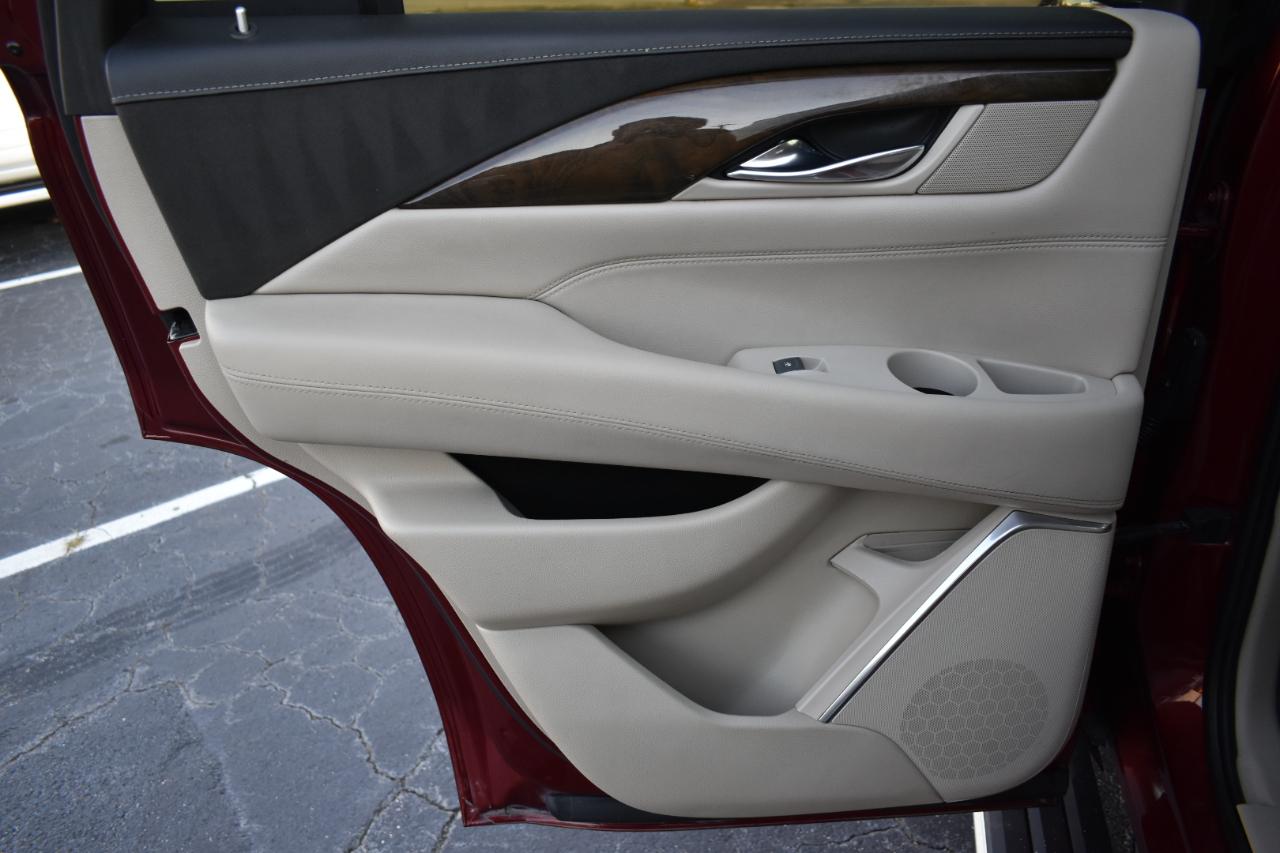 Cadillac Escalade Premium Luxury 4D SUV 4WD 2018