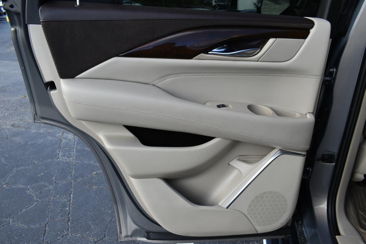 Cadillac Escalade Premium Luxury AWD 2017