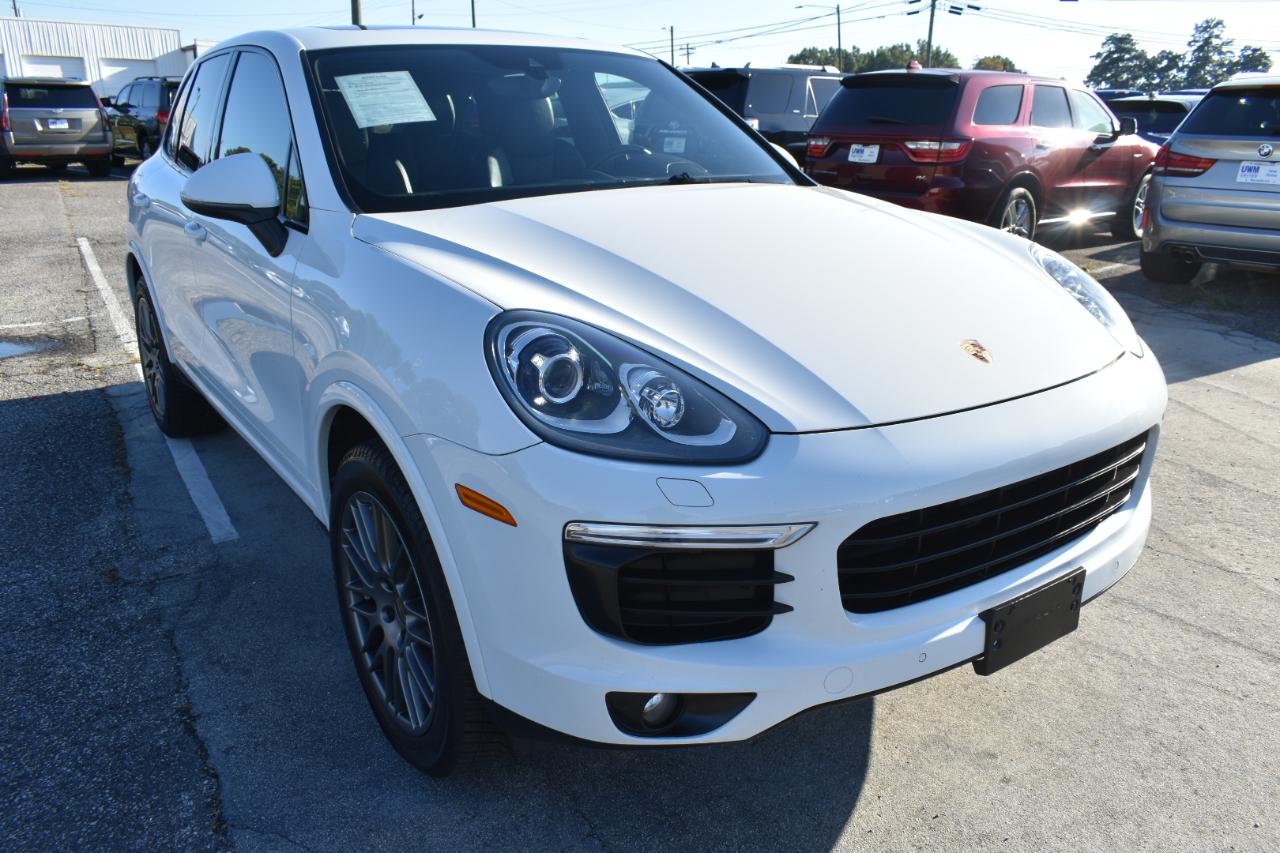 Porsche Cayenne Platinum Edition AWD 2017