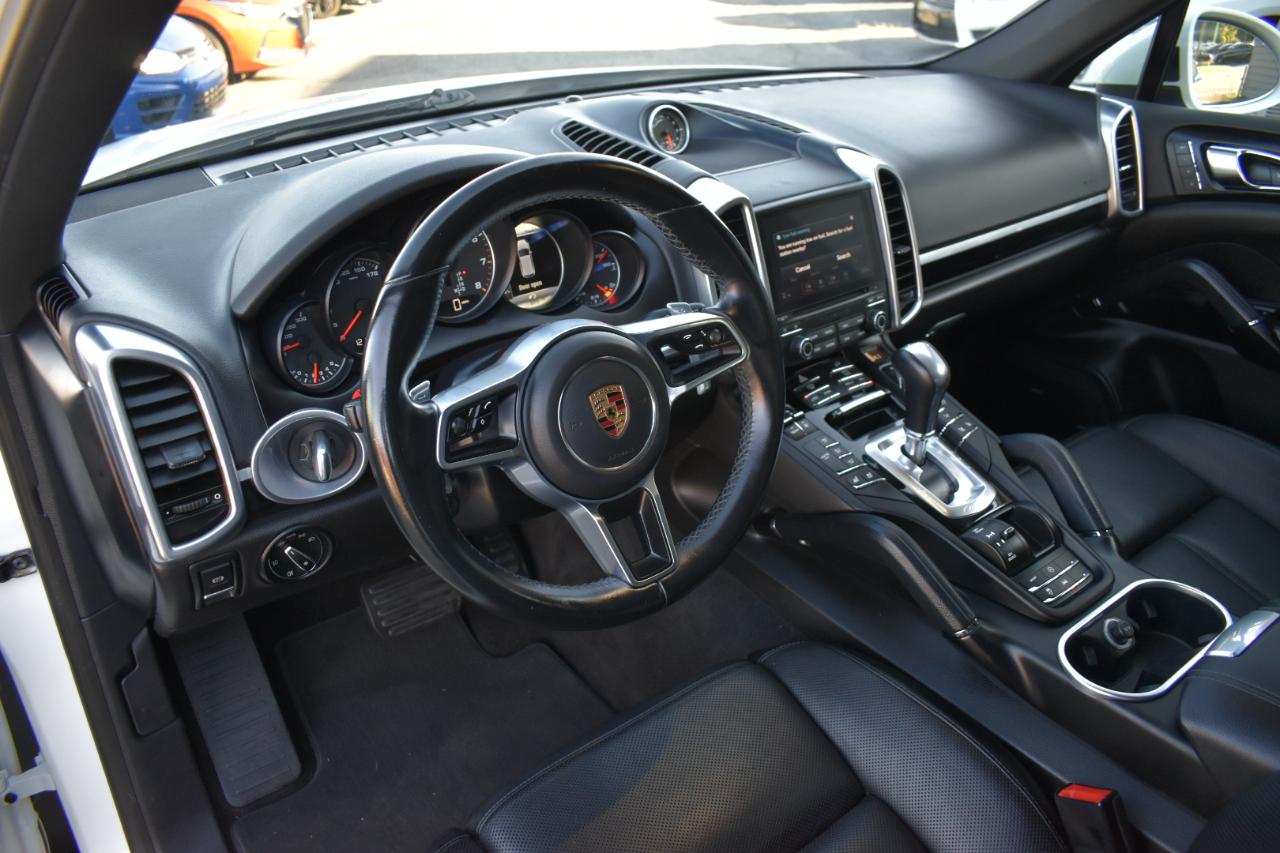 Porsche Cayenne Platinum Edition AWD 2017
