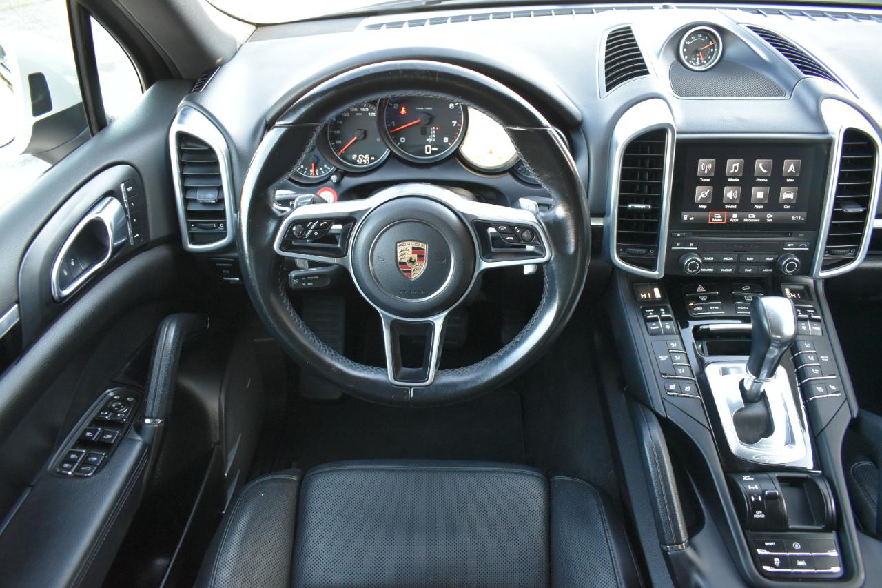 Porsche Cayenne Platinum Edition AWD 2017