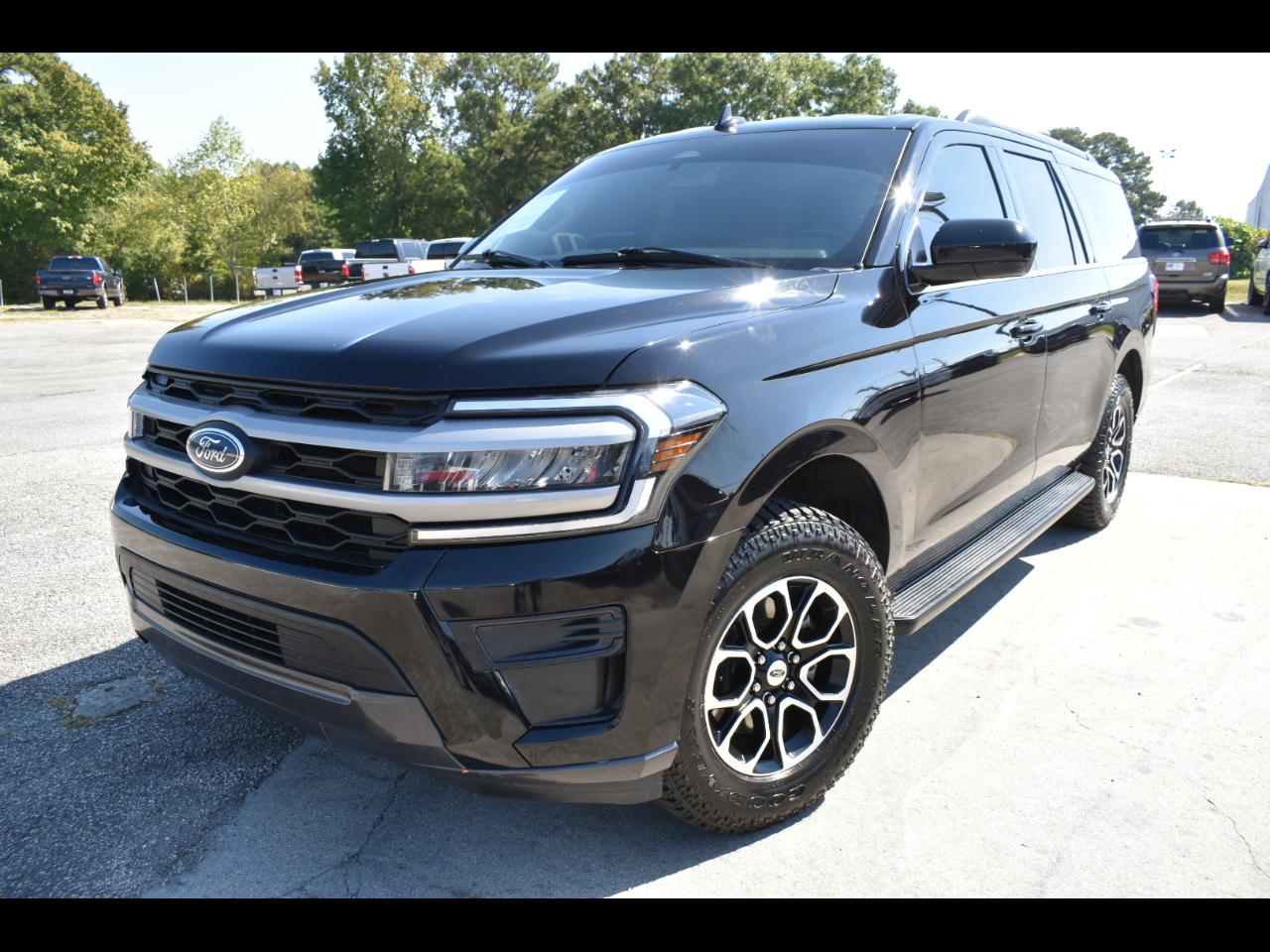 2022 Ford Expedition Max XLT 4D SUV RWD
