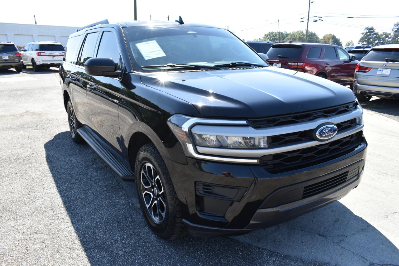 Ford Expedition Max XLT 4D SUV RWD 2022