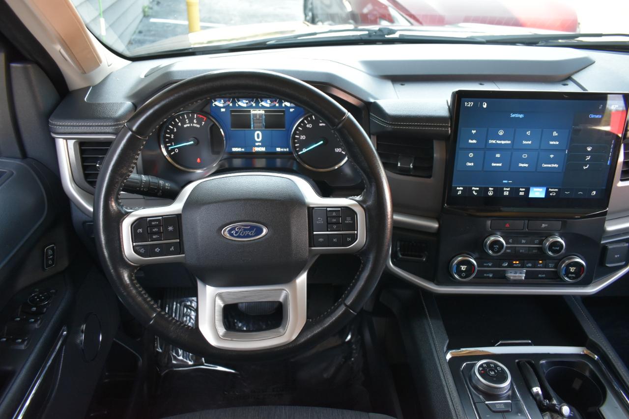 Ford Expedition Max XLT 4D SUV RWD 2022