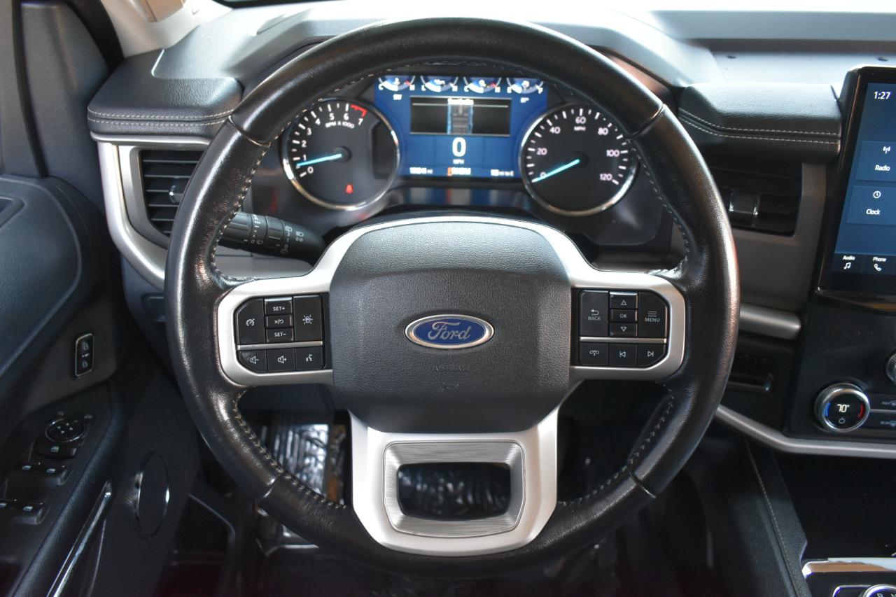 Ford Expedition Max XLT 4D SUV RWD 2022