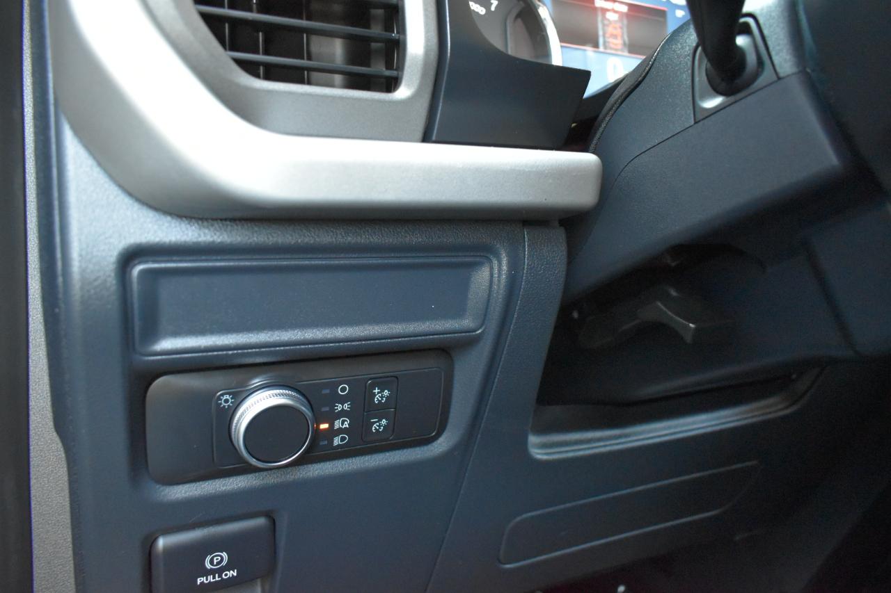 Ford Expedition Max XLT 4D SUV RWD 2022