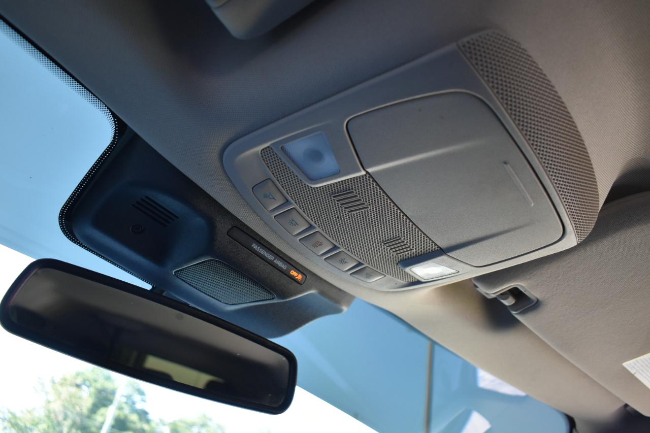 Ford Expedition Max XLT 4D SUV RWD 2022
