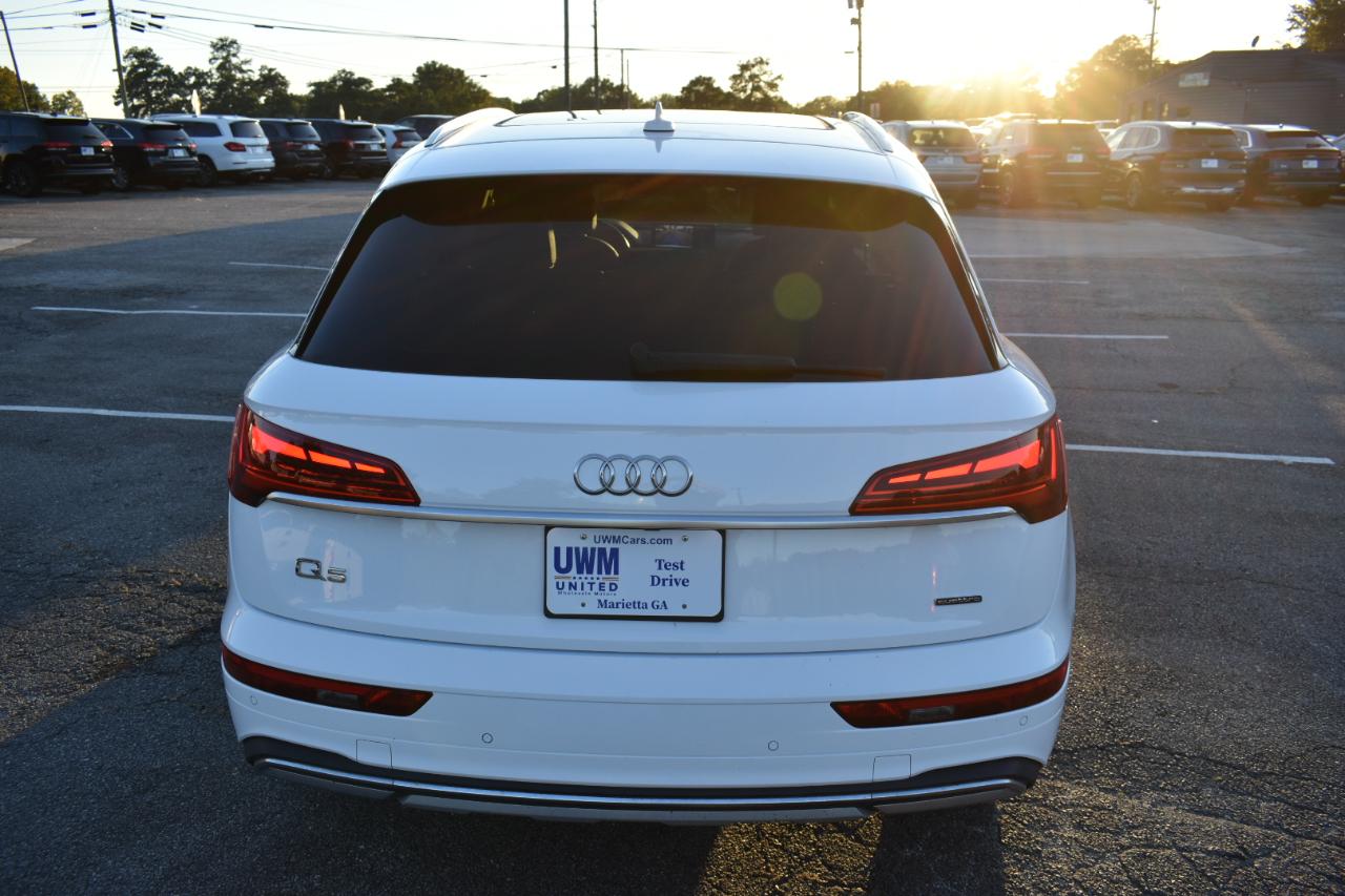 Audi Q5 2.0T Premium quattro 2021