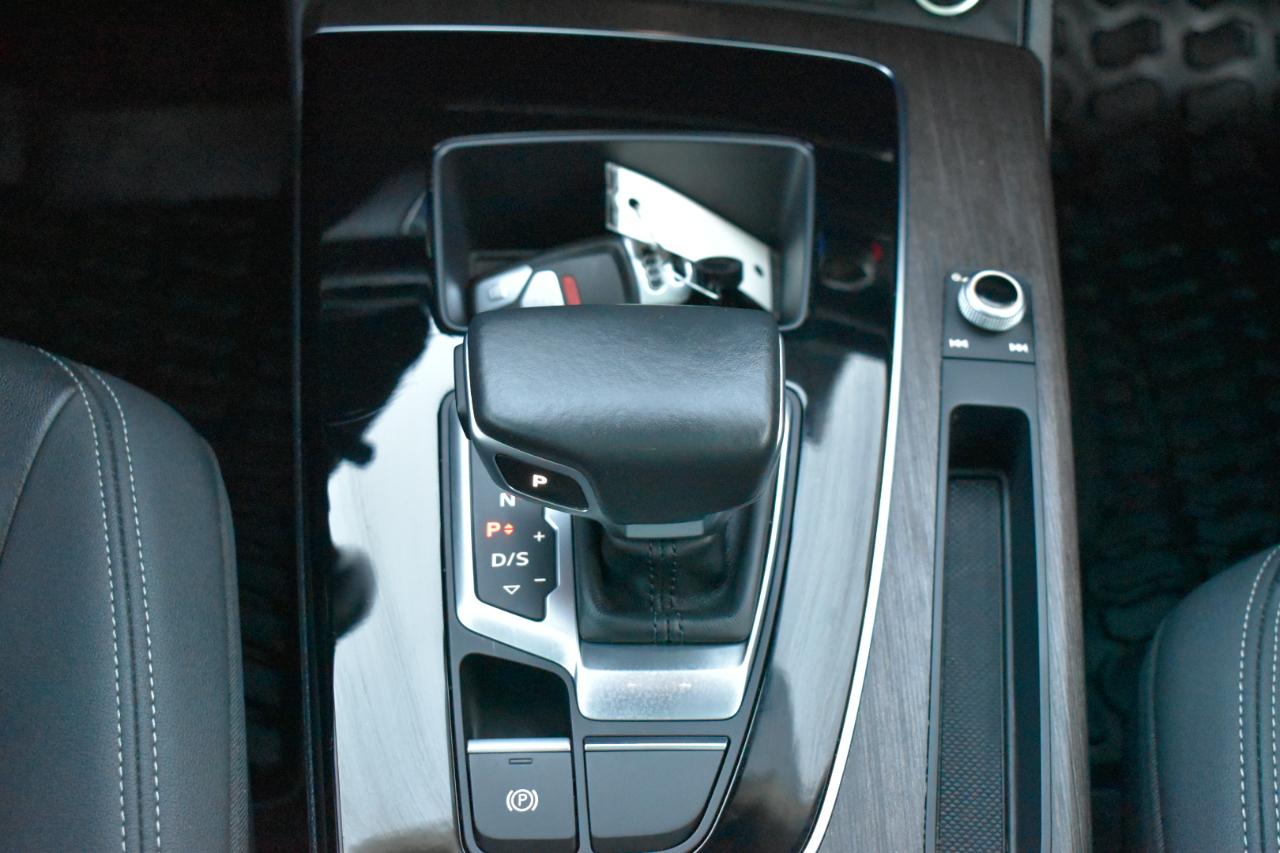 Audi Q5 2.0T Premium quattro 2021