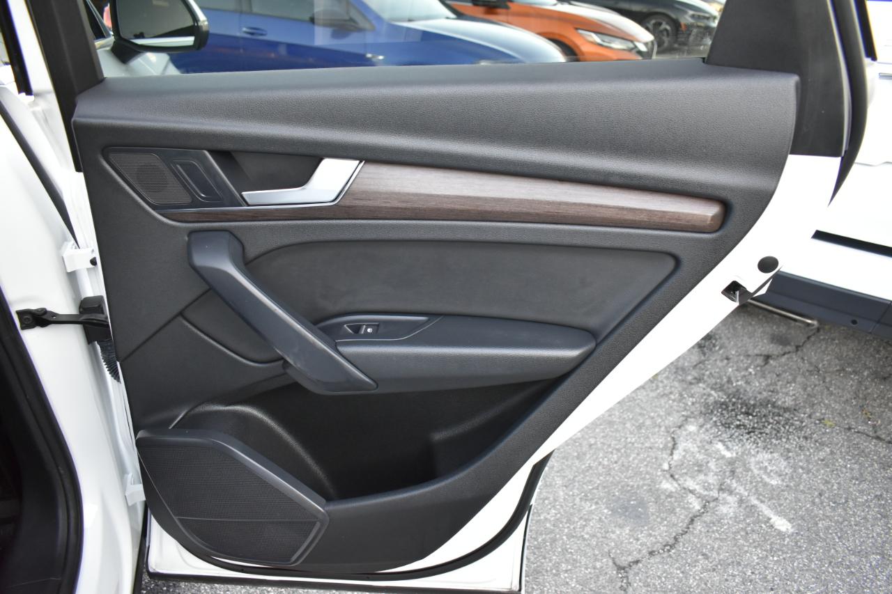Audi Q5 2.0T Premium quattro 2021