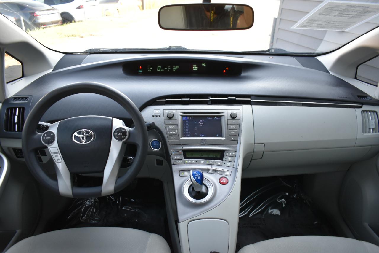 Toyota Prius Prius II 2013