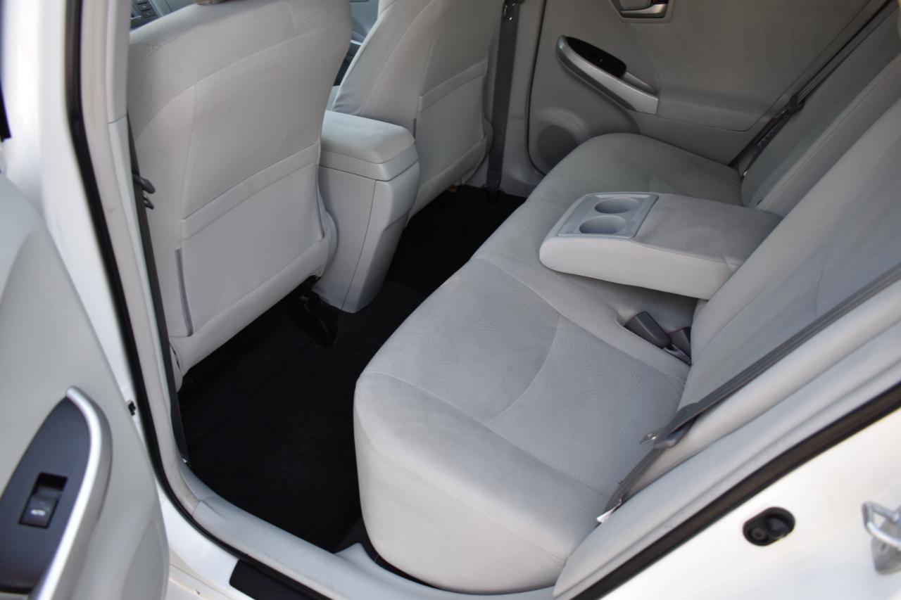 Toyota Prius Prius II 2013