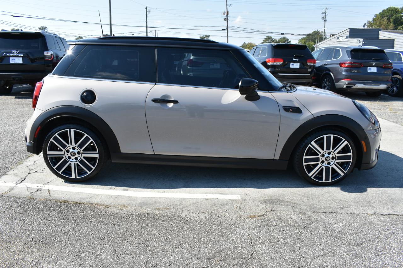 MINI Hardtop 2 Door Cooper S FWD 2022