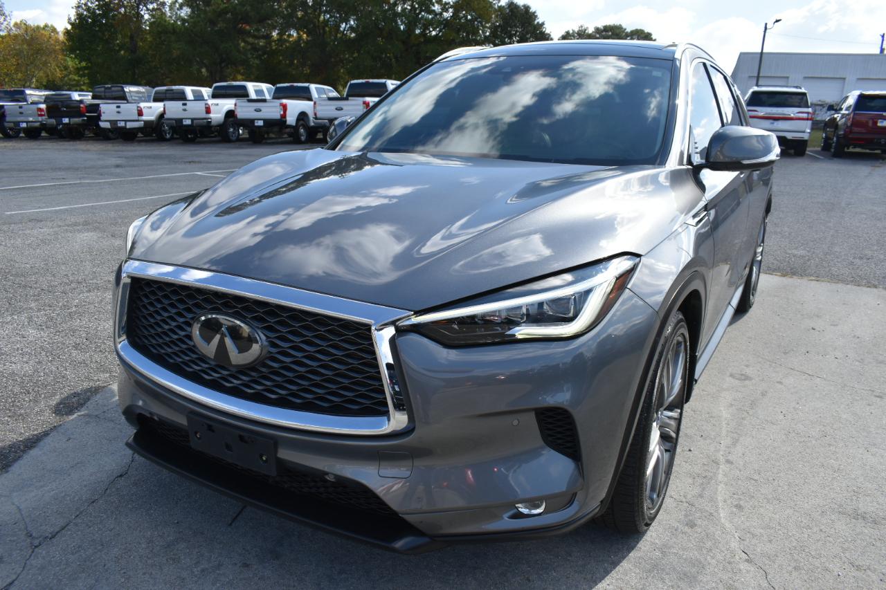 Infiniti QX50 ESSENTIAL AWD 2021