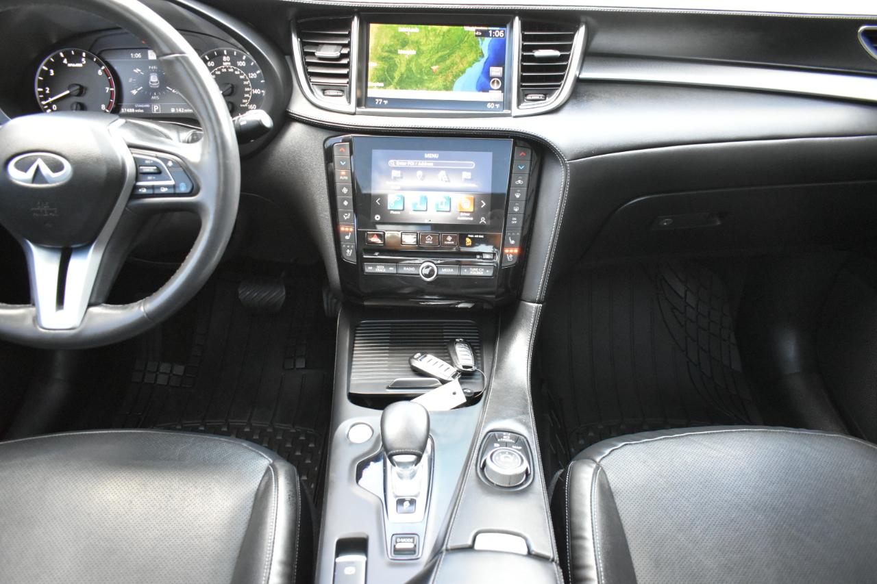Infiniti QX50 ESSENTIAL AWD 2021