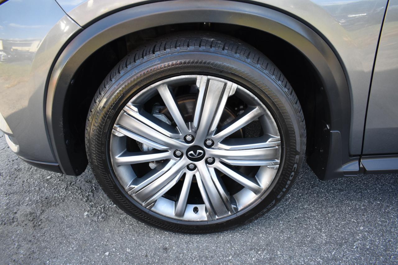 Infiniti QX50 ESSENTIAL AWD 2021