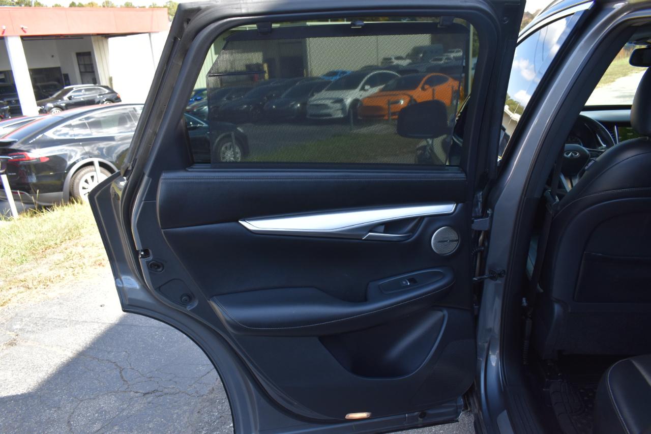 Infiniti QX50 ESSENTIAL AWD 2021