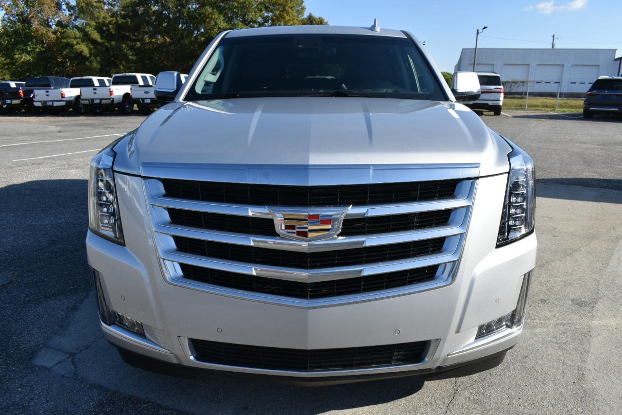 Cadillac Escalade Luxury 4WD 2016