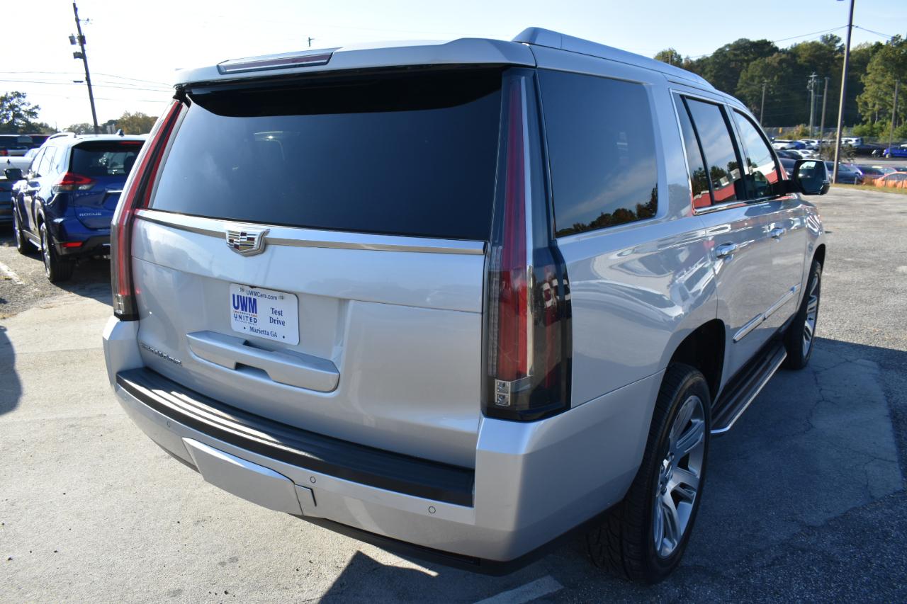 Cadillac Escalade Luxury 4WD 2016