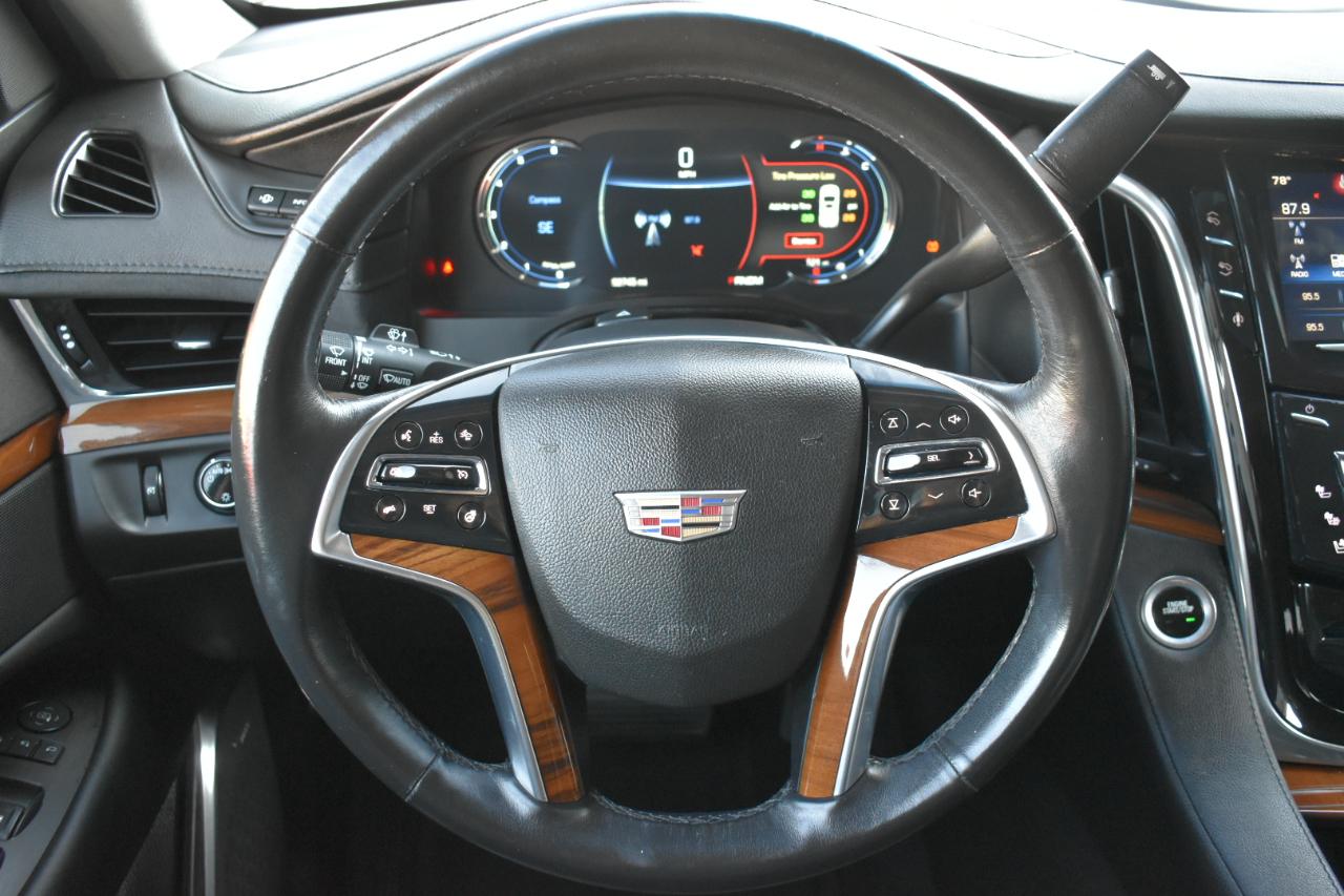 Cadillac Escalade Luxury 4WD 2016