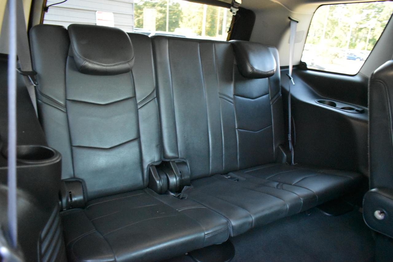 Cadillac Escalade Luxury 4WD 2016
