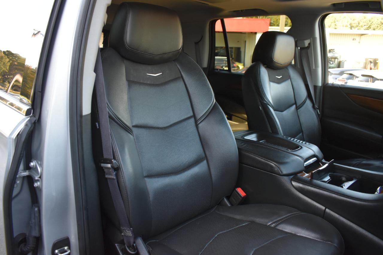 Cadillac Escalade Luxury 4WD 2016