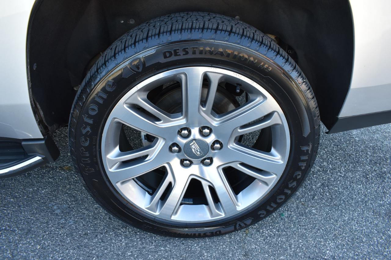 Cadillac Escalade Luxury 4WD 2016