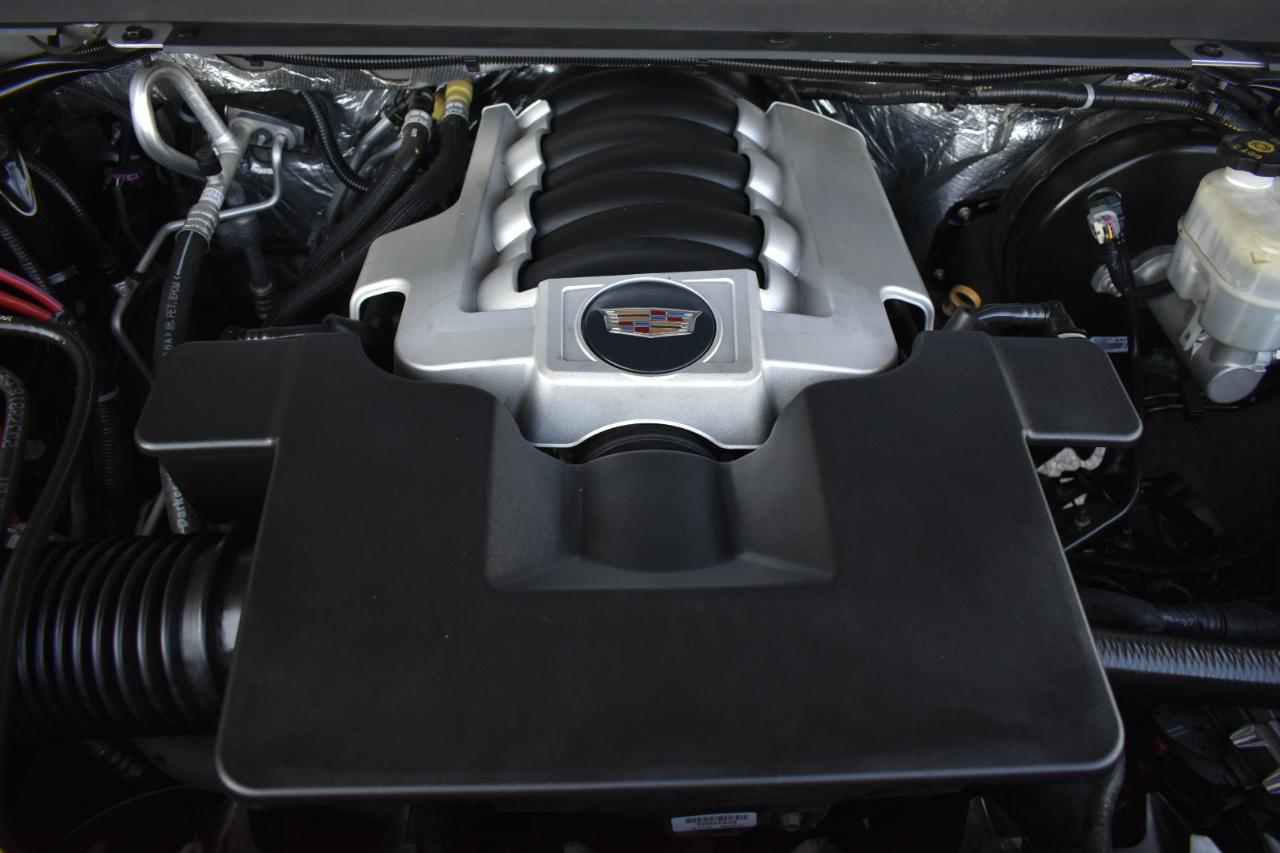 Cadillac Escalade Luxury 4WD 2016