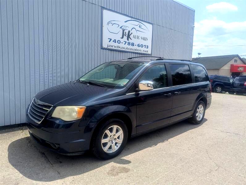 2008 Chrysler Town & Country