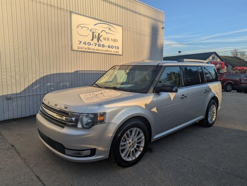2018 Ford Flex SEL's photo